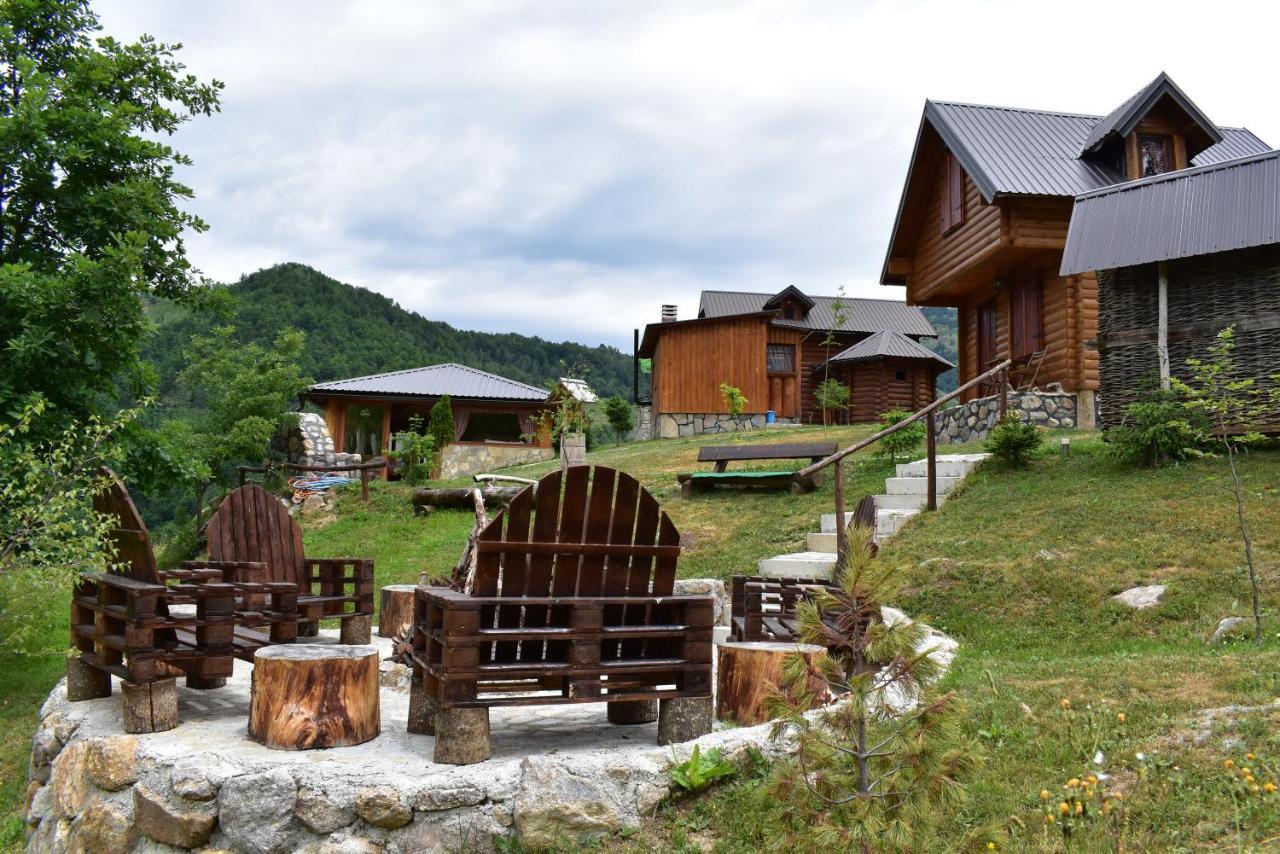 Gradine - Katun kamp Villa Plav Bagian luar foto